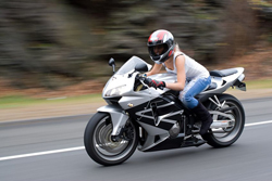 Medidas de seguridad para motociclistas