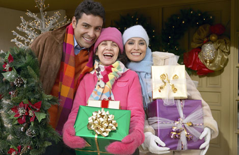 control_de_diabetes_en_navidad familia con regalos navidenos