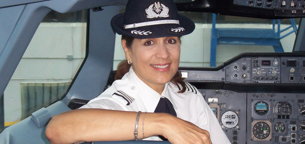 Olga E. Custodio, la primera piloto latina de la Fuerza Aérea
