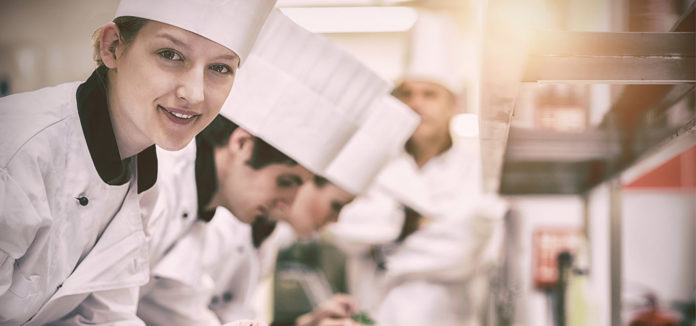 Becas De Hasta 20 000 Para Estudiantes De Cocina Articulos