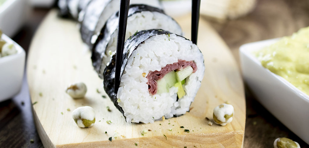 Sushi de carne de res para celebrar San Valentín