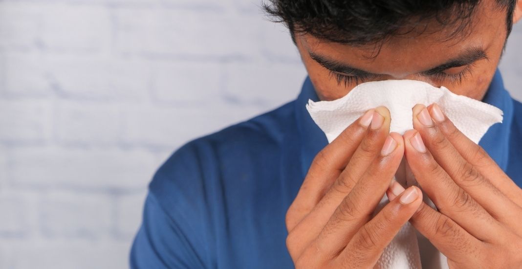 cómo prevenir asma y alergias en la temporada invernal
