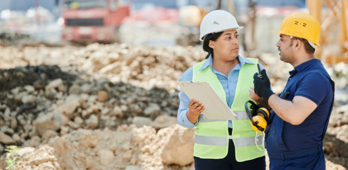 trabajadores hispanos de la construcción