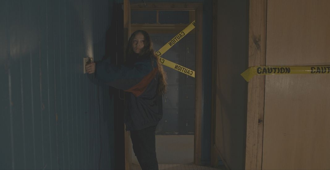 No exit, la película de thriller con Danny Ramírez en Hulu