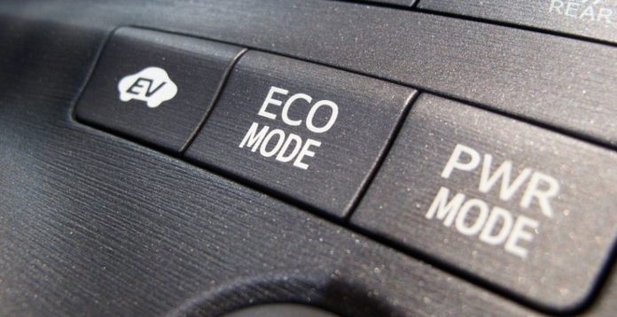 Qué significa el modo Eco en un carro puedo usar modo eco en carretera