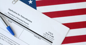 Imagen de un formulario de inmigración