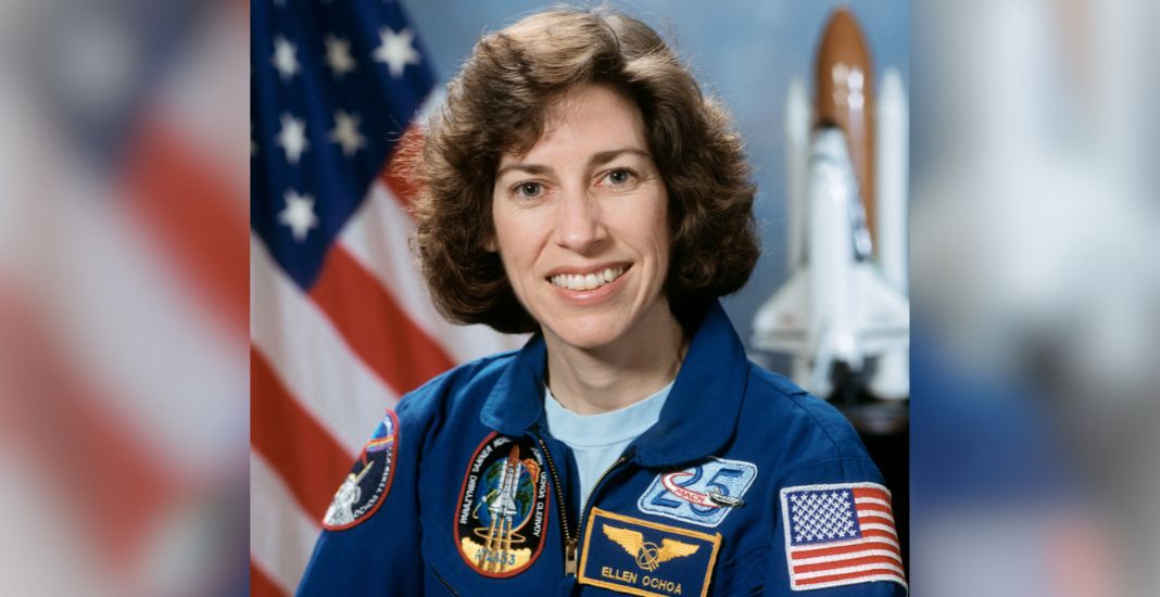Ellen Ochoa, la primera mujer de origen hispano en viajar al espacio